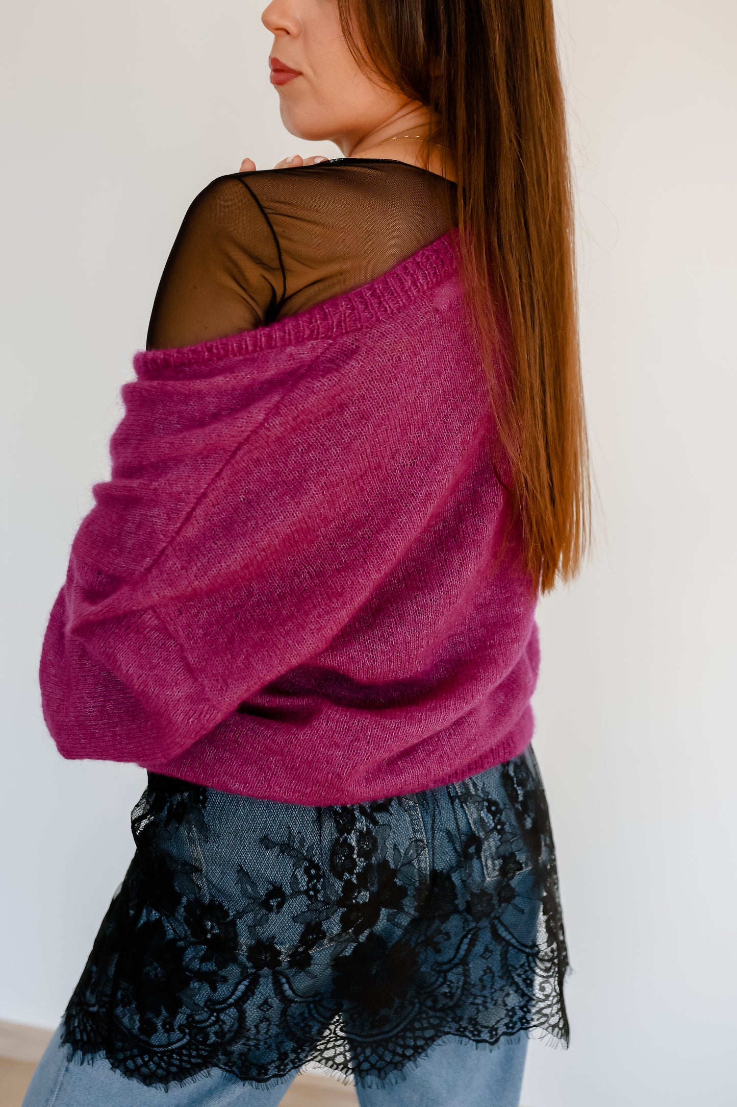 Mini garuma mežģīņu virssvārki