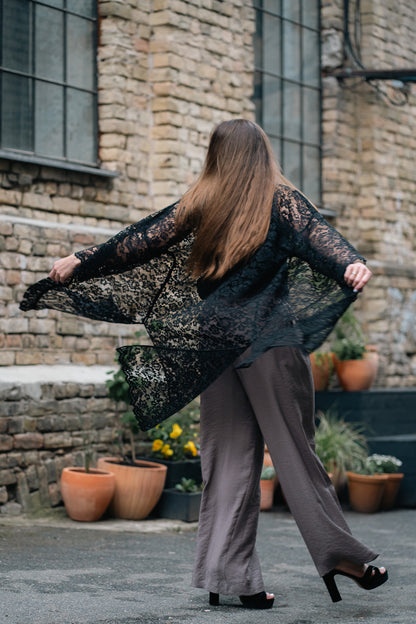 Mežģīņu kimono