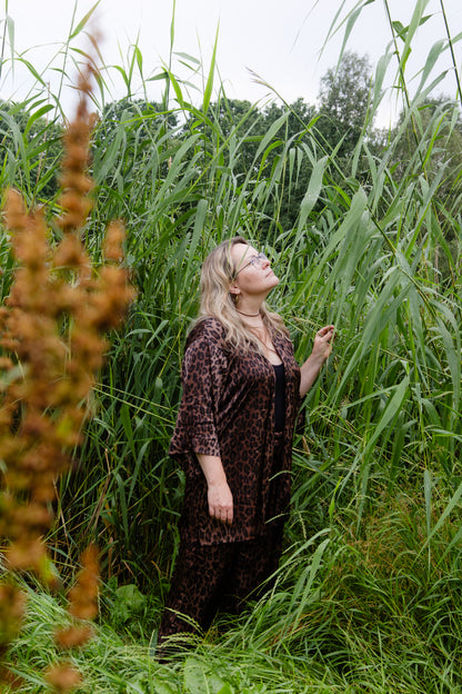 Leo kimono un bikses