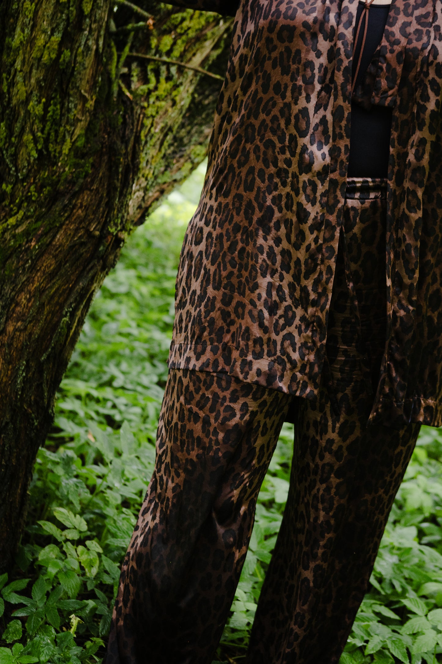 Leo kimono un bikses